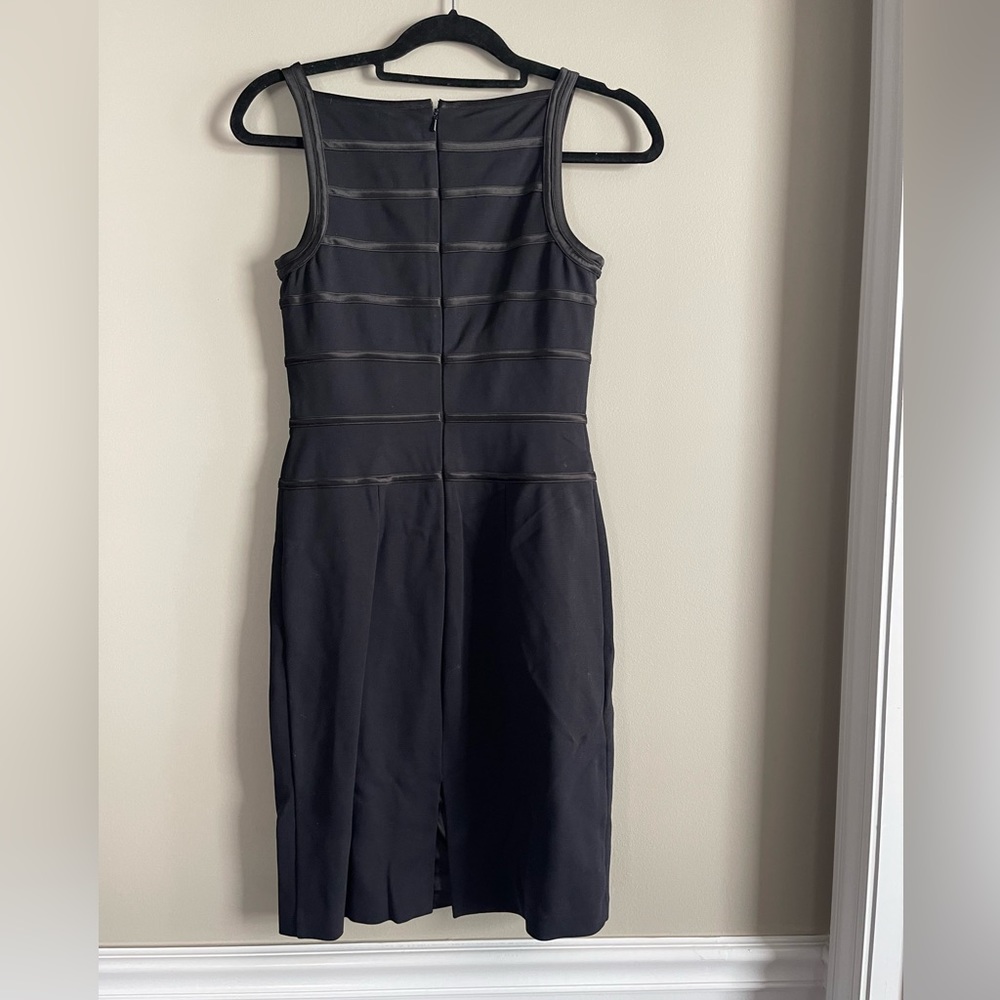 White House Black Market size 0